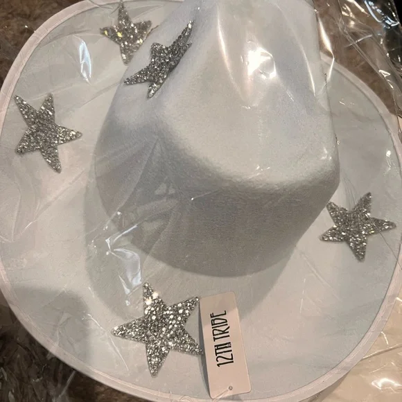 12th Tribe White Bride Hat with Silver Stars - Picture 2 of 3